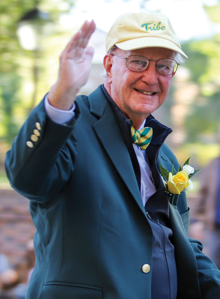 ADVOCATE FOR AQUACULTURE: The new facility honors the leadership of A. Marshall Acuff Jr. ’62, L.H.D. ’07, P ’93 (below, left) and is named for the Acuff family