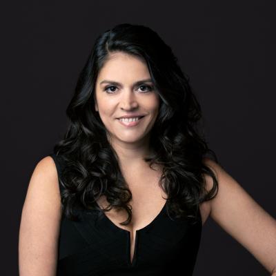 Cecily Strong head shot